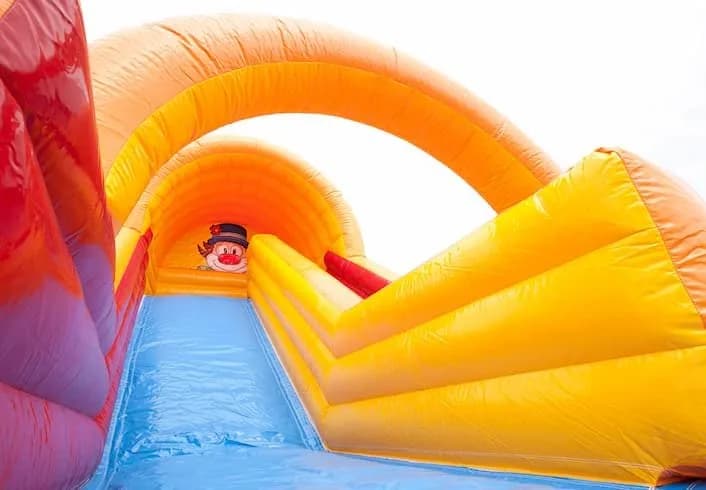 Sliding/climbing mat clown slide